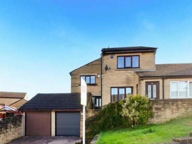 House for sale in Lingbob, Bradford