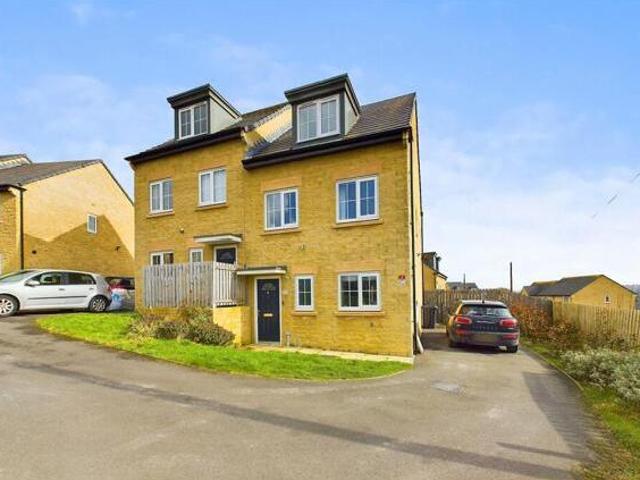 House for sale in Thornton, West Yorkshire