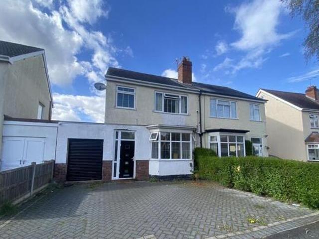 House for sale in Goldthorn Hill, West Midlands