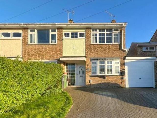 House for sale in Chipping Hill, Essex