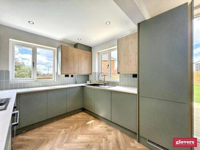 Farm for sale in Kings Heath, Wake Green