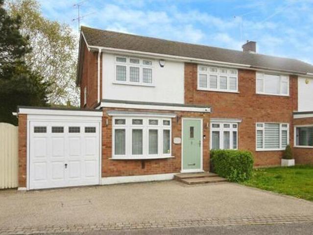 House for sale in Kelvedon Hatch, Brentwood
