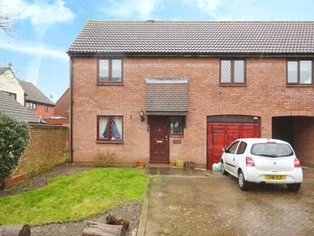 House for sale in Navestock Side, Essex