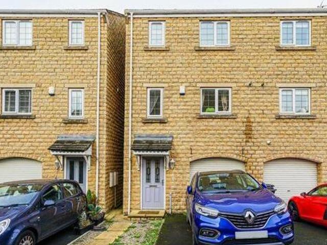House for sale in Brighouse, West Yorkshire