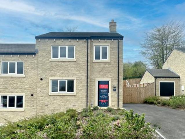 House for sale in Brighouse, Calderdale