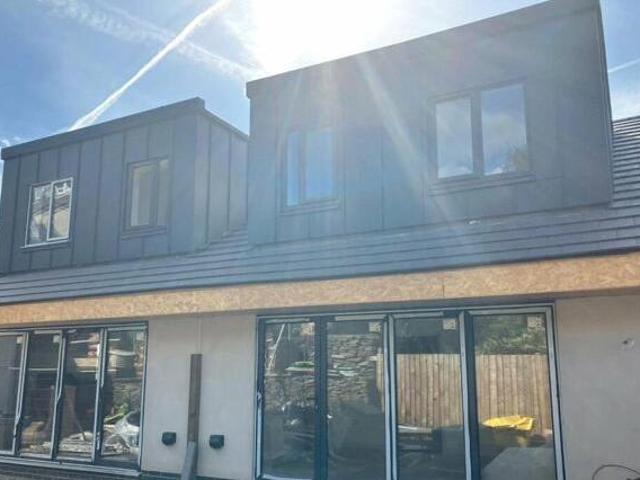 House for sale in Feckenham, City Of Bristol