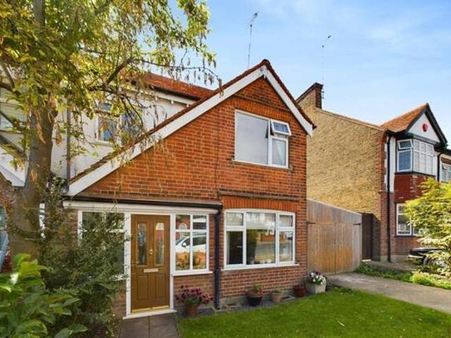 House for sale in Upton, Acol