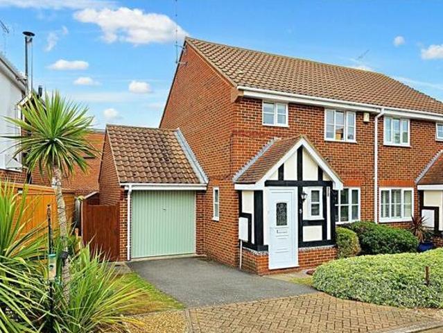 House for sale in Dumpton Gap, Acol