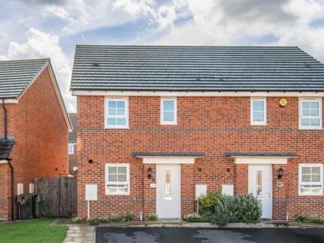 House for sale in Bromsgrove, Worcestershire