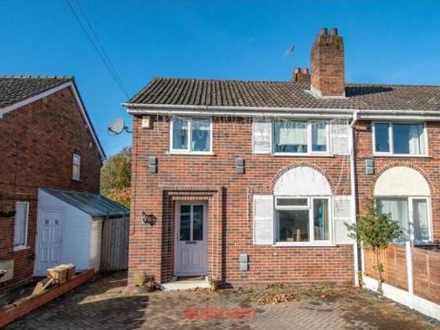 House for sale in Lydiate Ash, Bromsgrove