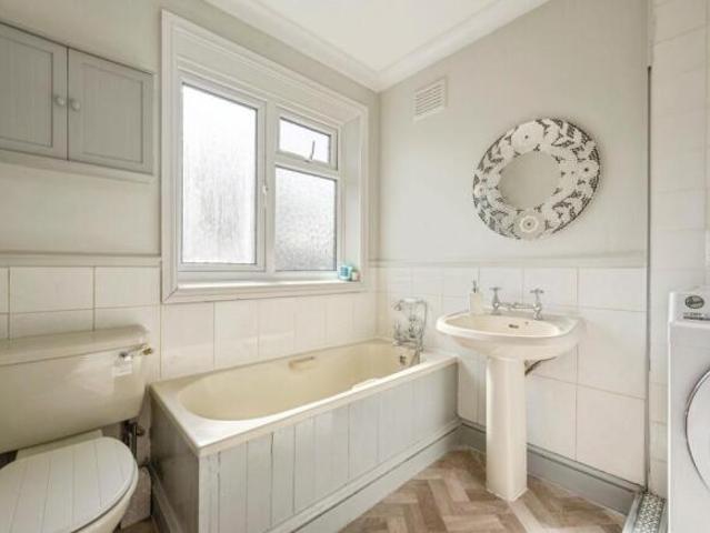 Farm for sale in Bessacarr, South Yorkshire