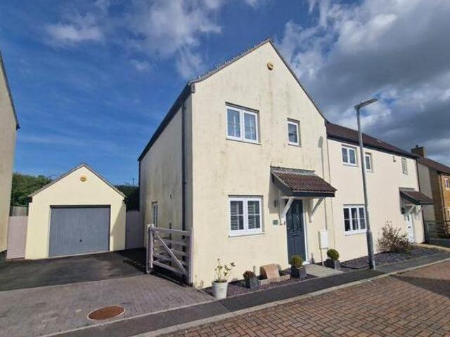 House for sale in Yeovil, Somerset
