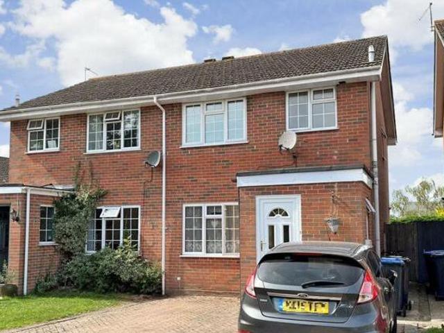 House for sale in Perryfields, West Sussex