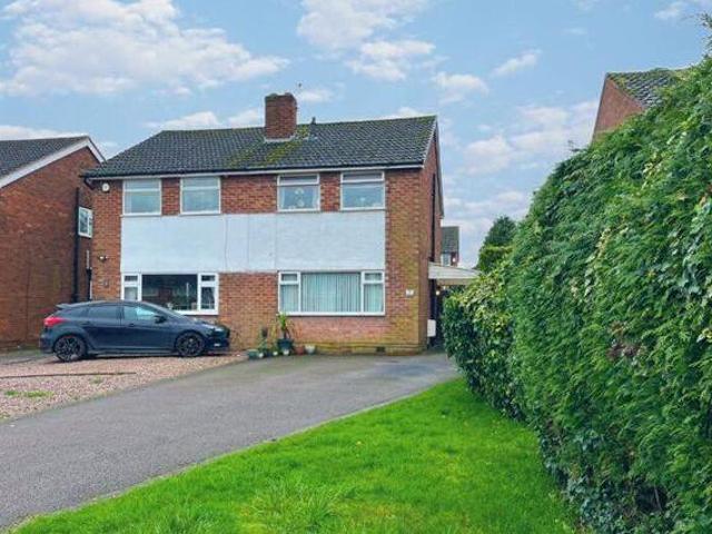 House for sale in Chase Terrace, Lichfield