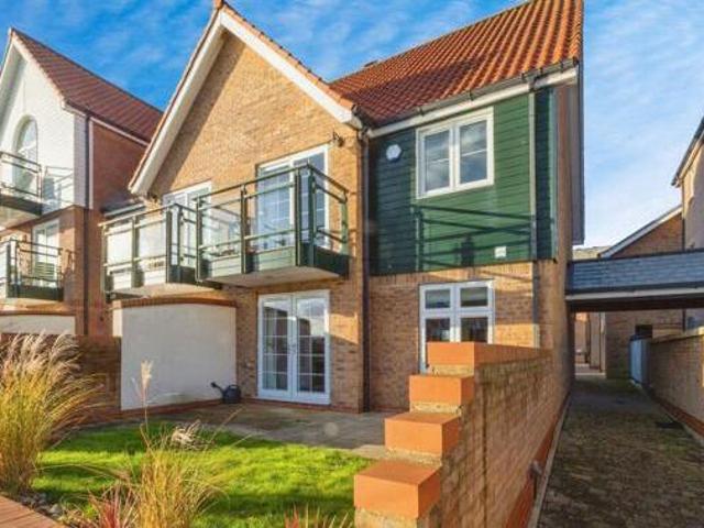 House for sale in Brayford, Lincolnshire