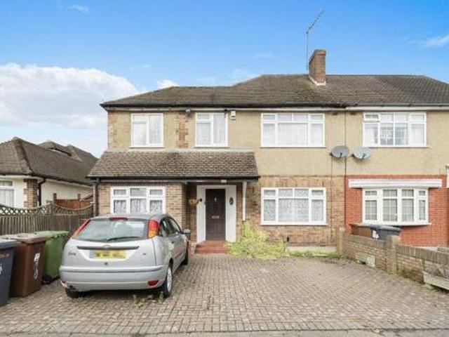 House for sale in Bushey