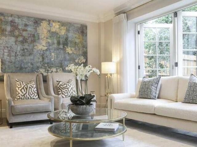 House for sale in Bushey