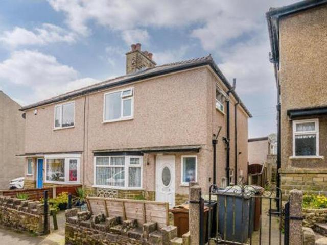 House for sale in Charlesworth, East Midlands