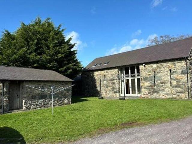 House for sale in Caernarfon, Wales