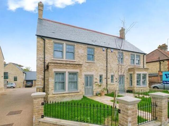 House for sale in Arbury, Cambridgeshire