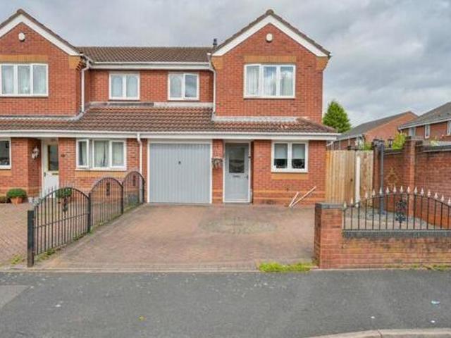 House for sale in Chadsmoor, Staffordshire