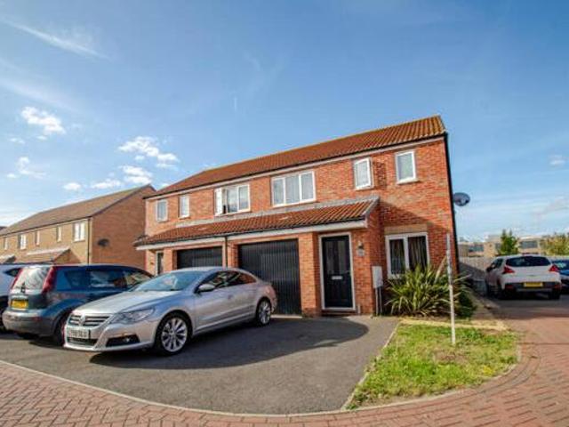 House for sale in Hampton Green, Cambridgeshire
