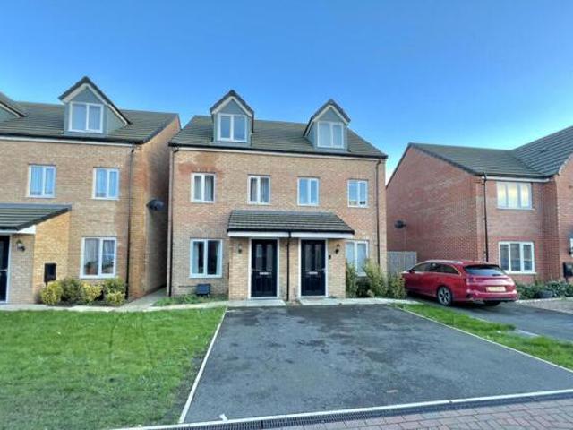 House for sale in Hampton Green, Cambridgeshire