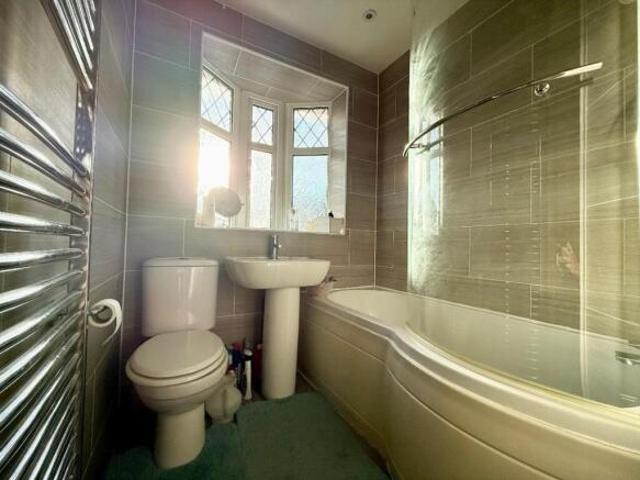 Farm for sale in Luton