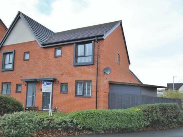 House for sale in Lyons, Greater London
