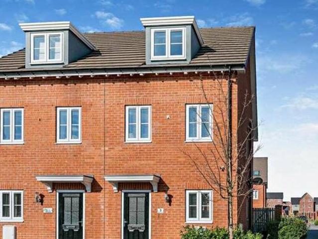 House for sale in Glasshoughton, Castleford