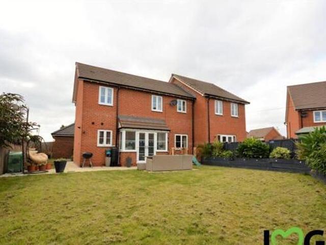 House for sale in Castleford, West Yorkshire