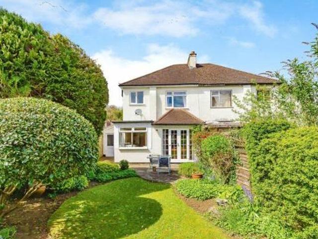 House for sale in Hillview, Surrey