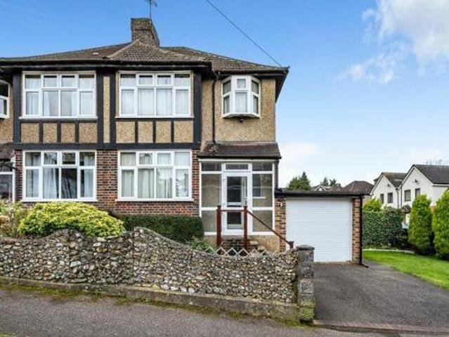 House for sale in Hillview, Surrey