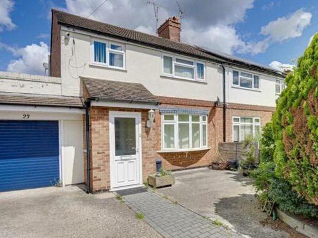 House for sale in Reading