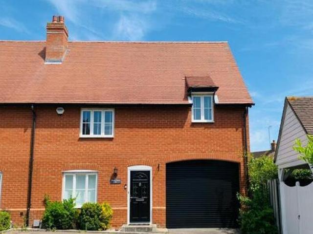 House for sale in Chancellor Park, Chelmsford