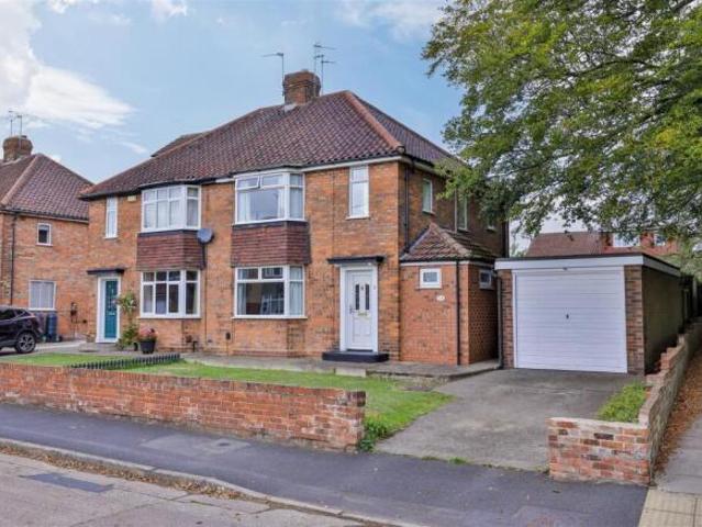 Farm for sale in Holgate, York