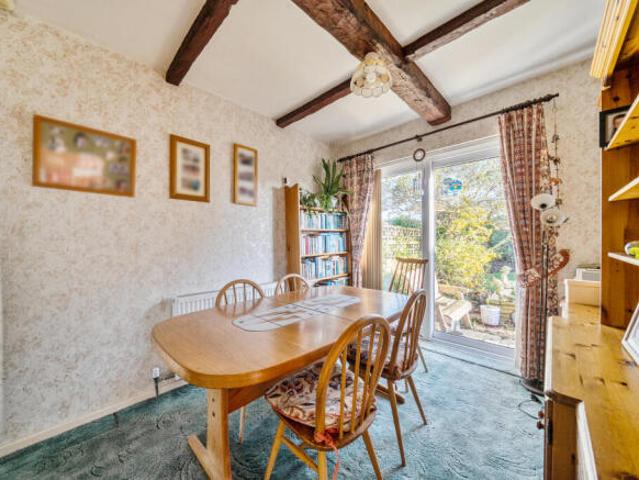 Farm for sale in Nythe, Rodbourne