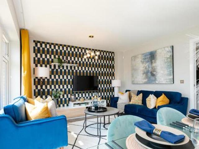 House for sale in Row Town, Surrey