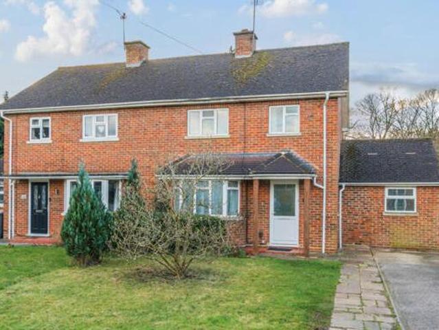 House for sale in Chertsey, Runnymede