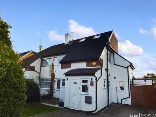 House for sale in Surrey, England