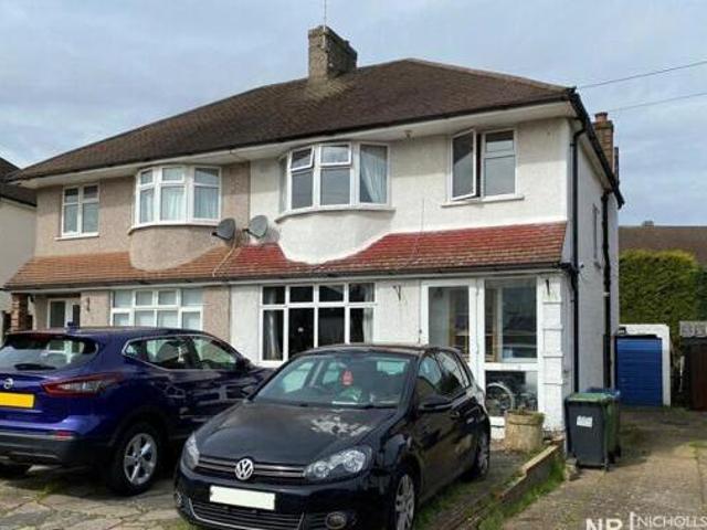House for sale in Surrey, England