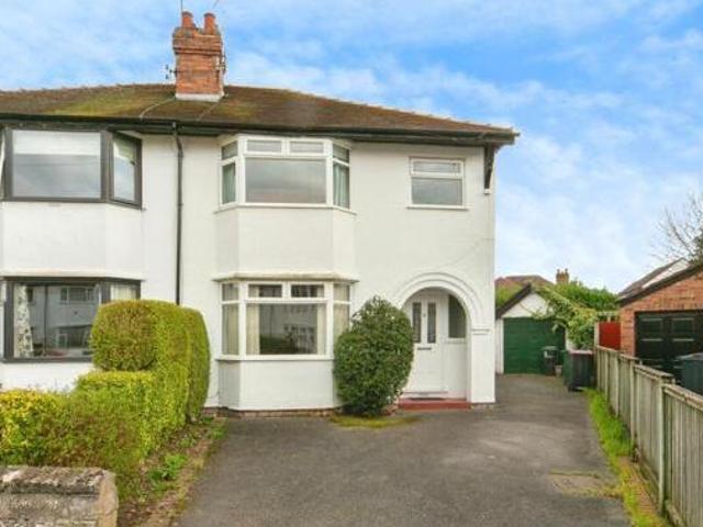 House for sale in Upton-by-Chester, Two Mills