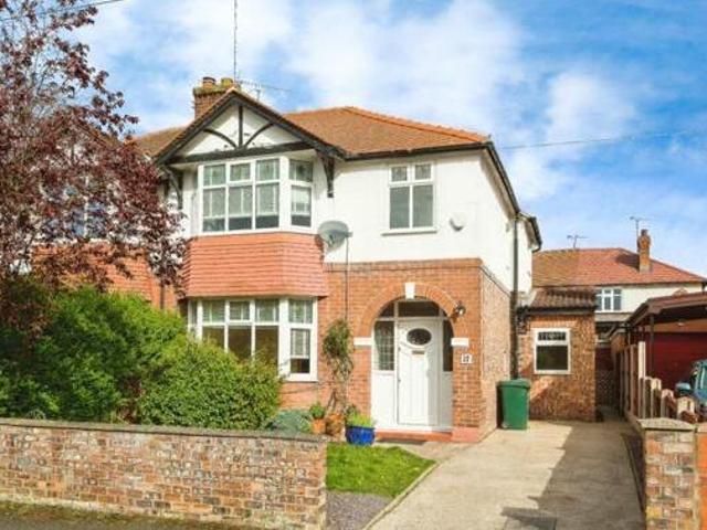 House for sale in Hoole, Chester