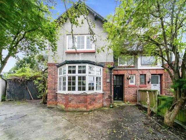 House for sale in Lache, Chester
