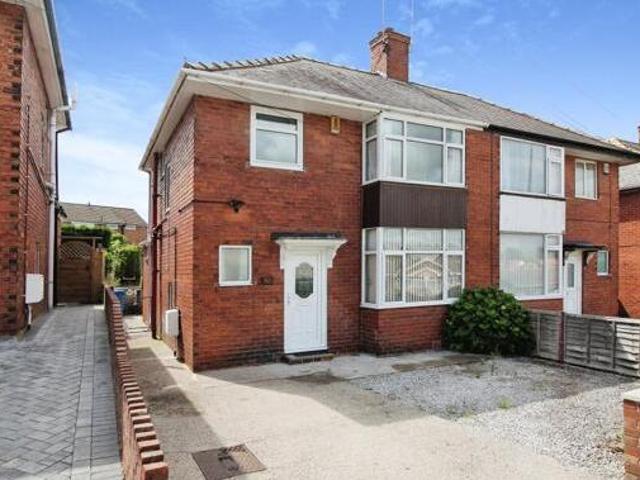 House for sale in Loundsley Green, East Midlands
