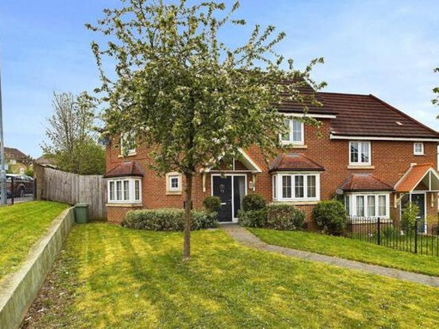 House for sale in Loundsley Green, East Midlands