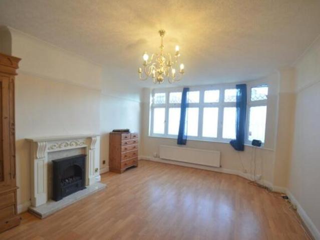 Farm for sale in London Borough of Croydon, Shirley