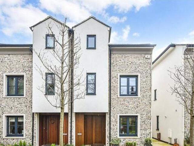 House for sale in Chichester, Littlecote