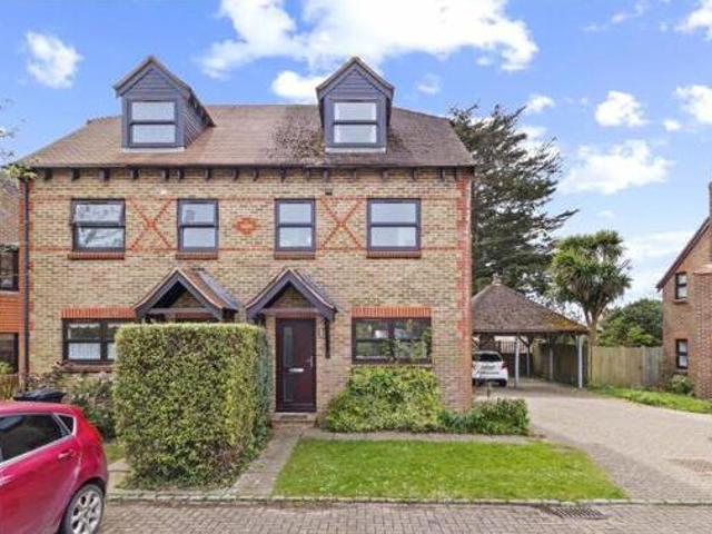 House for sale in Chichester, Littlecote