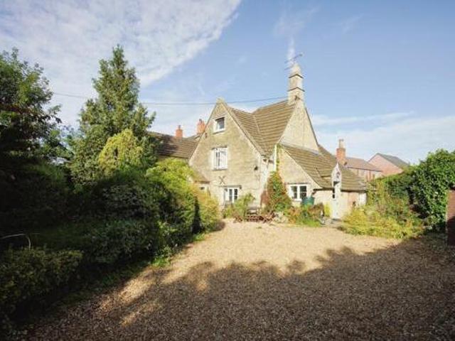 House for sale in Chippenham, Wiltshire